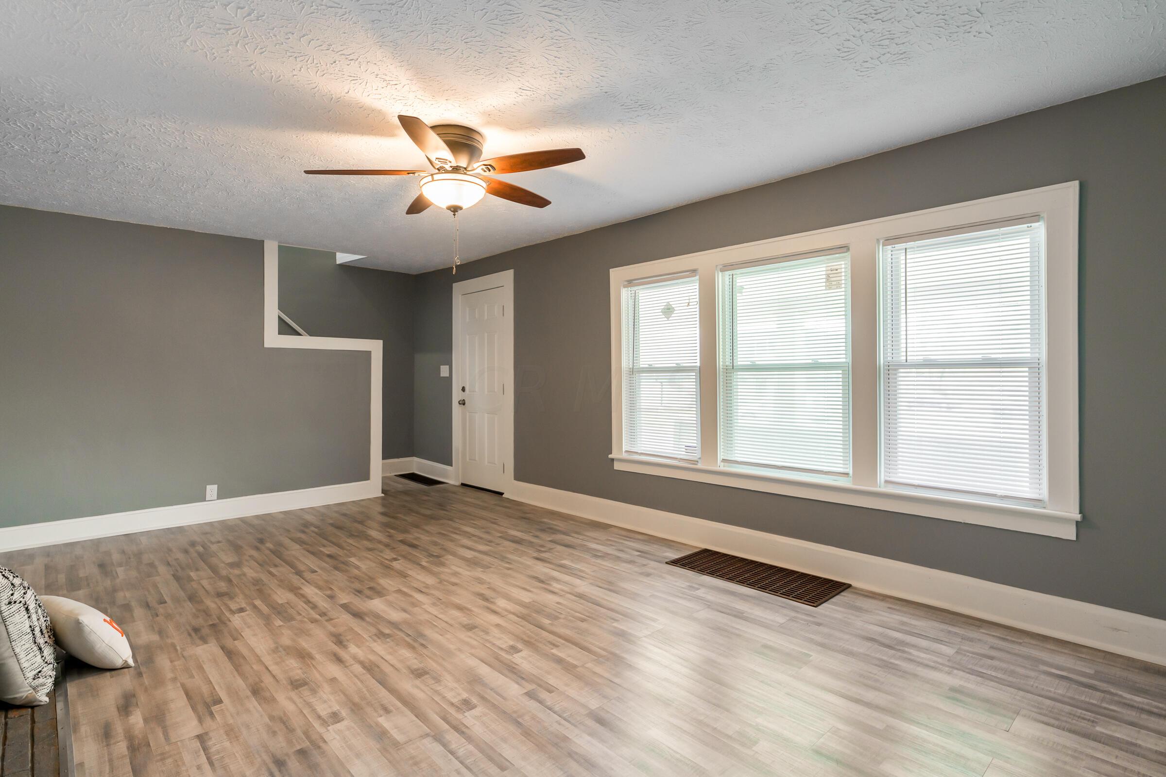 2056 Agler Road Columbus, OH 43224 - Photo 8 of 31 Gallery Image 8