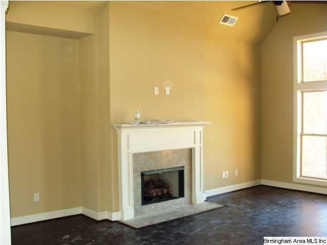 320 Oxford Way Pelham, AL 35124 - Photo 6 of 19