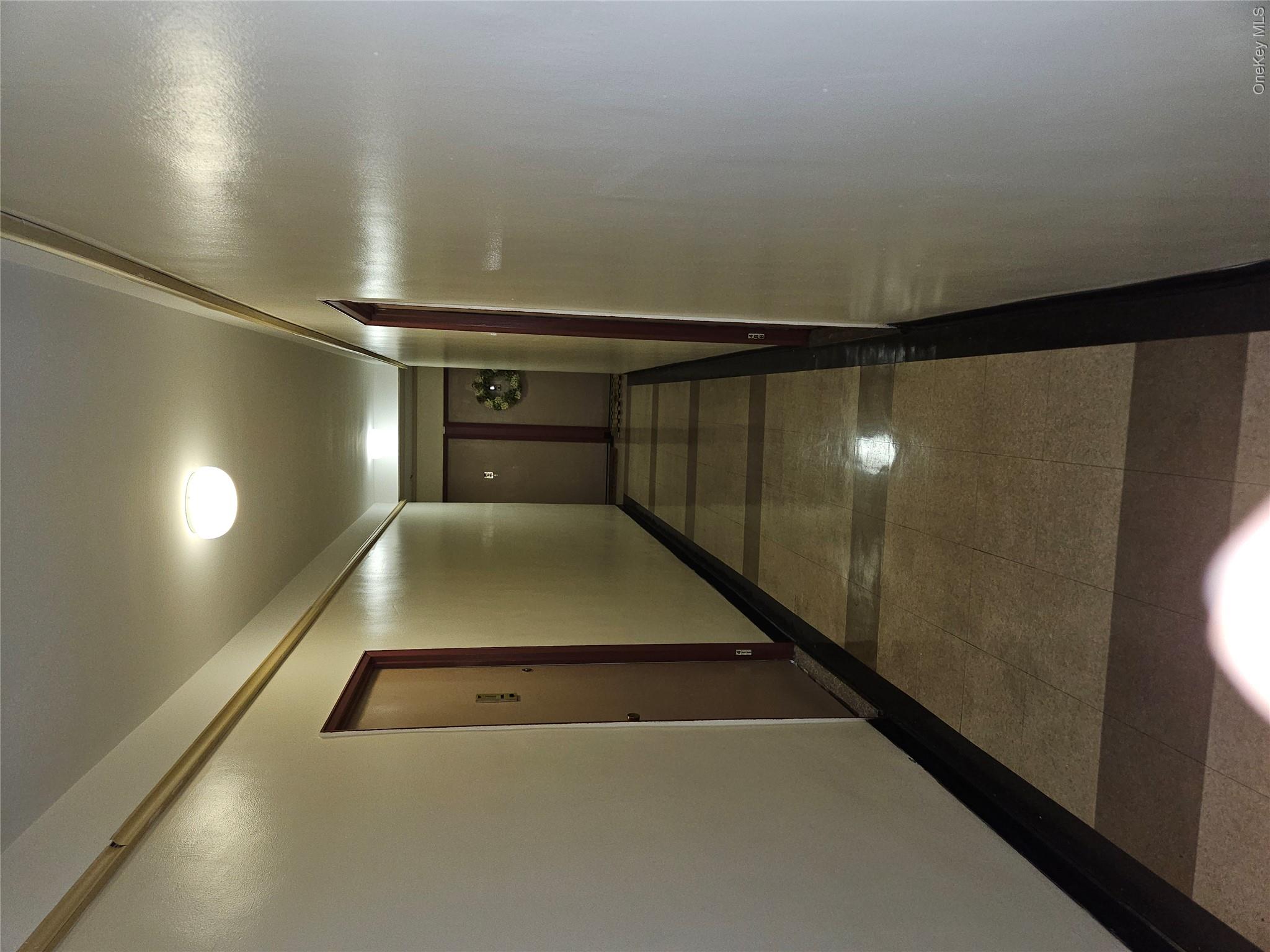 5500 Fieldston Road, Unit 4II Bronx, NY 10471 - Photo 13 of 15 Fourth floor hallway.