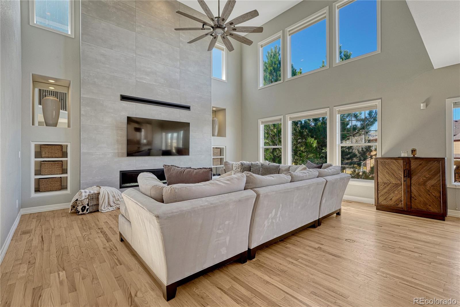 1575 Ridgetrail Court Castle Rock, CO 80104 - Photo 6 of 45