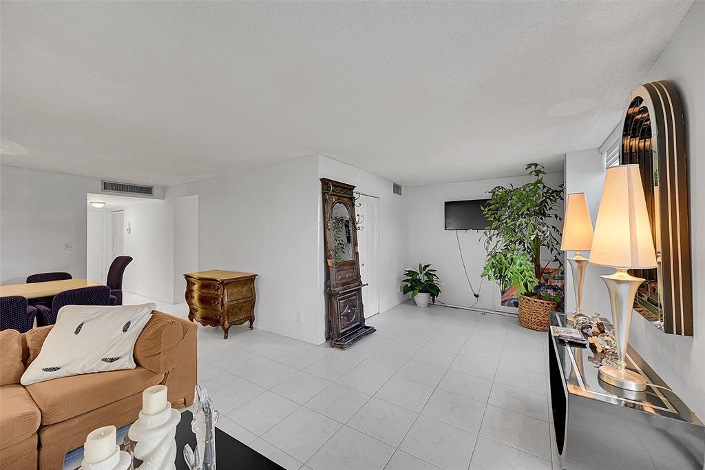 6161 Northwest 2nd Avenue, Unit 123 Boca Raton, FL 33487 - Photo 14 of 42