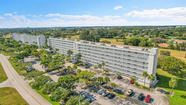 $219,000 | 6161 Northwest 2nd Avenue, Unit 123, Boca Raton, FL 33487