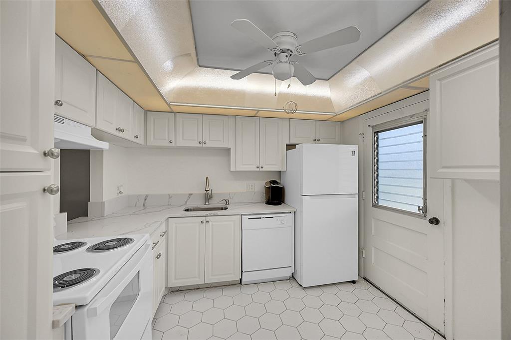 6161 Northwest 2nd Avenue, Unit 123 Boca Raton, FL 33487 - Photo 9 of 42