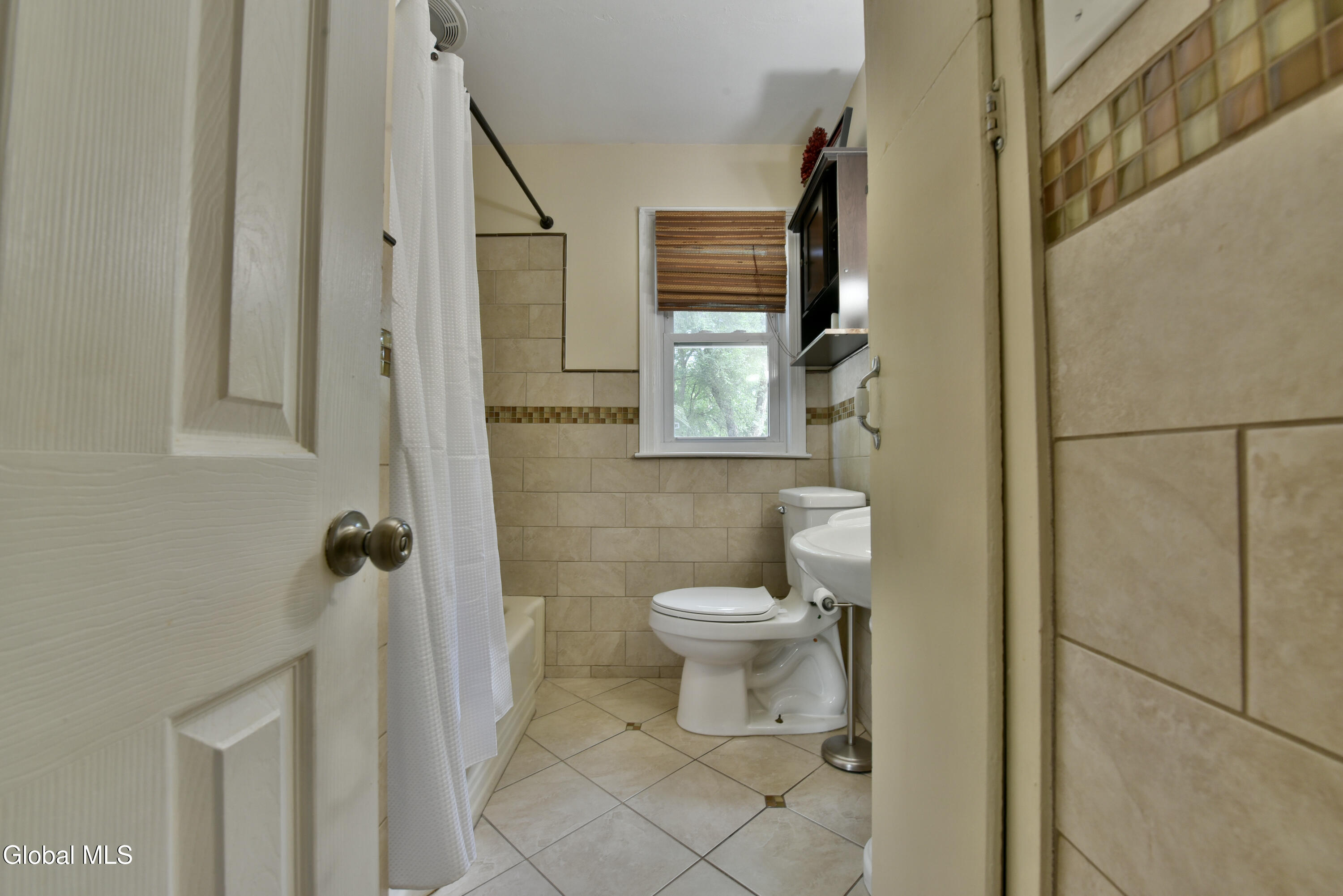 69 Gipp Road Albany, NY 12203 - Photo 25 of 54 28