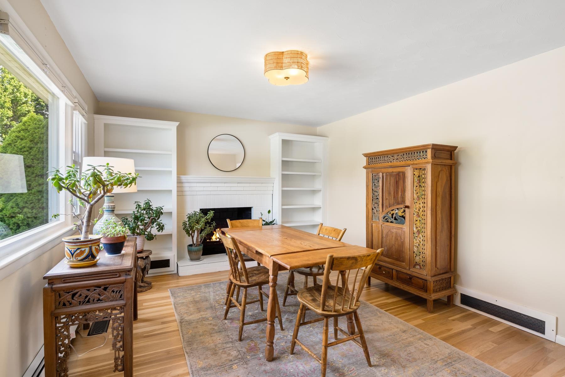 14 Wallis Road Portsmouth, NH 03801 - Photo 7 of 41 Gallery Image 7