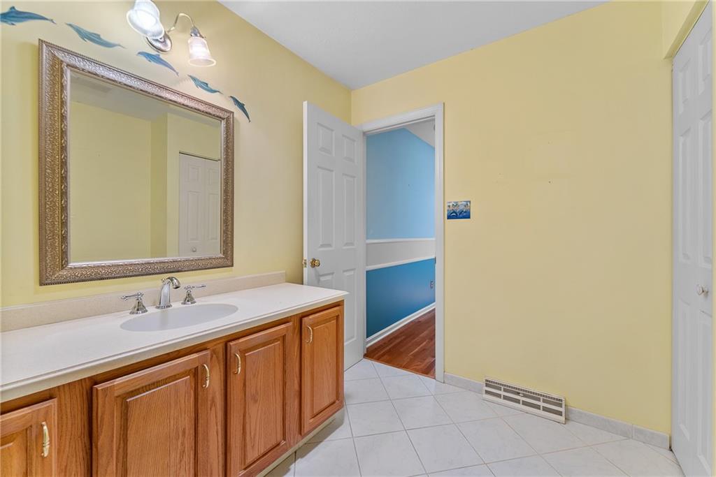 16 McBride Road Canonsburg, PA 15317 - Photo 27 of 43 Gallery Image 27