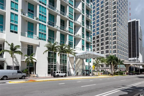 $4,200 | 300 South Biscayne Boulevard, Unit T2814, Miami, FL 33131