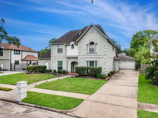 $3,100 | 11507 Del Monte Drive, Houston, TX 77077