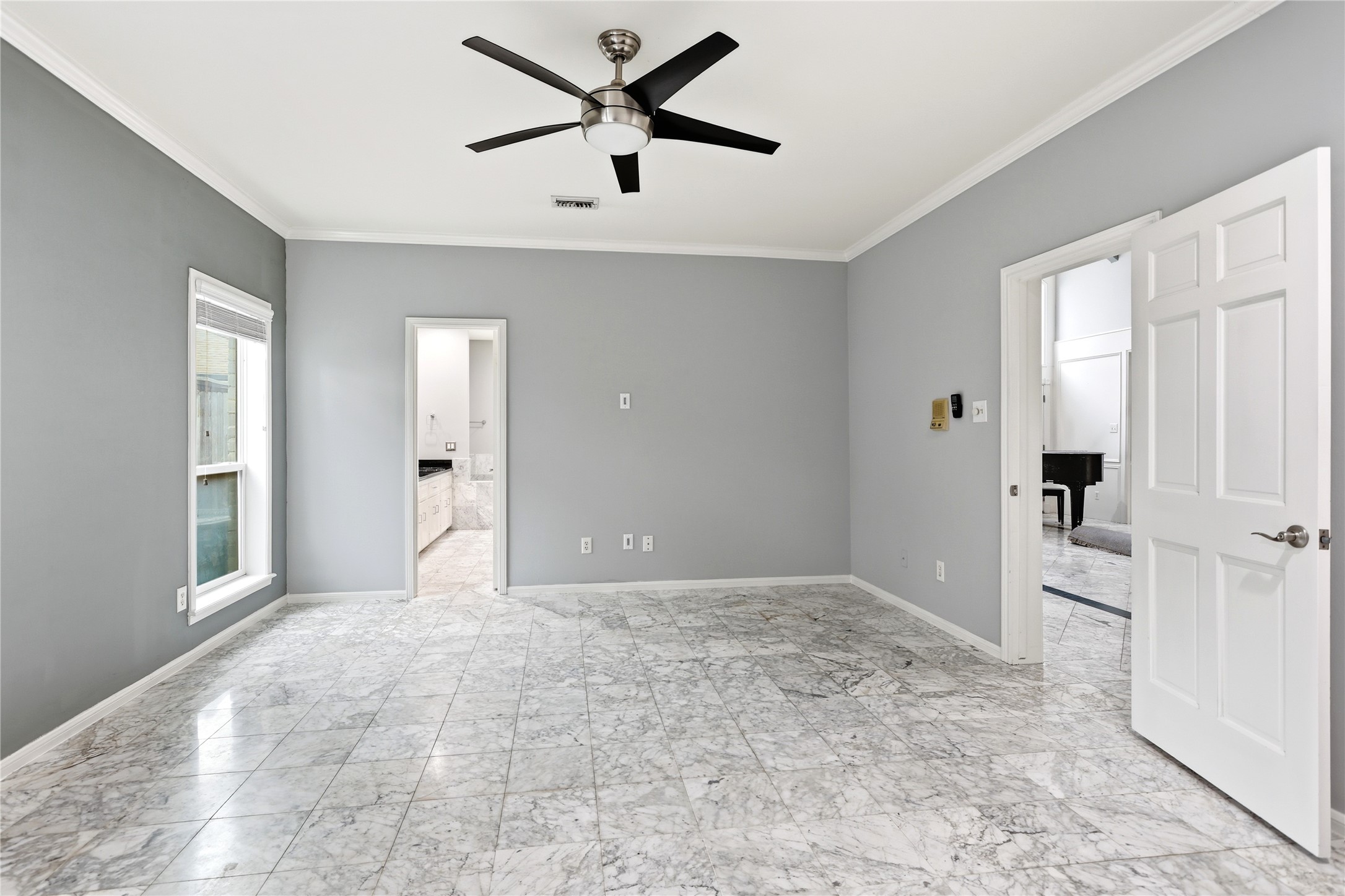 11507 Del Monte Drive Houston, TX 77077 - Photo 22 of 44 Primary bedroom.