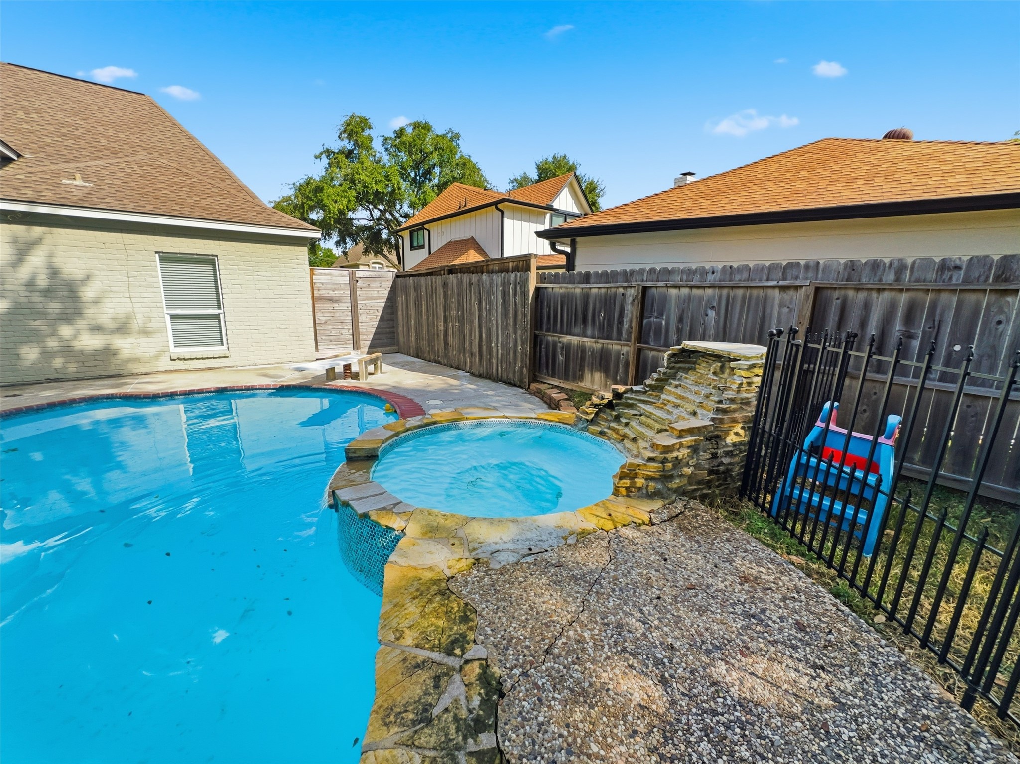 11507 Del Monte Drive Houston, TX 77077 - Photo 42 of 44 Big back yard with fenced in pool.