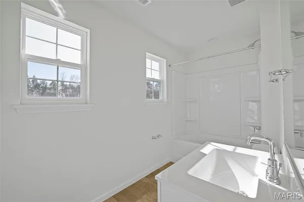 $288,387 | 1041 Vardon Mdws Drive, Union, MO 63084