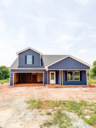 $375,000 | 17952 Hwy 101 Street South, Gray Court, SC 29645
