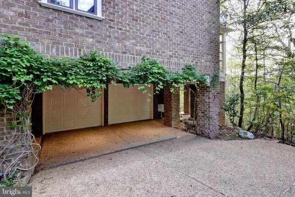 $1,100,000 | 20 The Palisades, Williamsburg, VA 23185