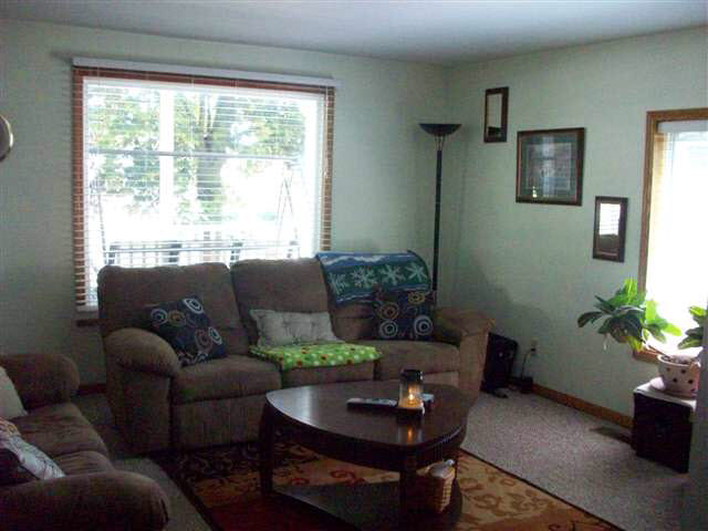 424 Hawpatch Street Lagrange, IN 46761 - Photo 3 of 9 Gallery Image 3