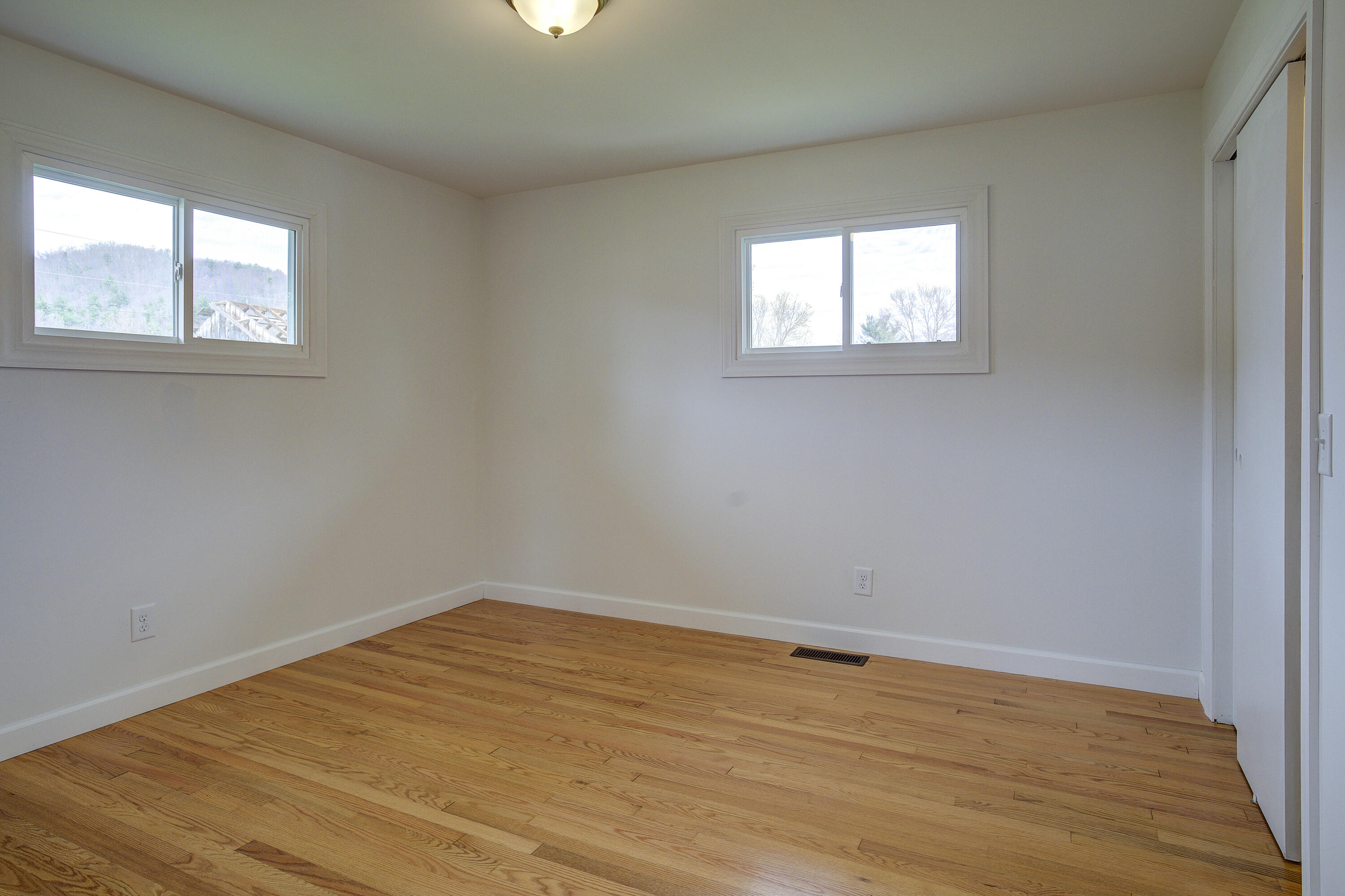 112 Casey Jones Road Erwin, TN 37650 - Photo 34 of 47 Casey-501