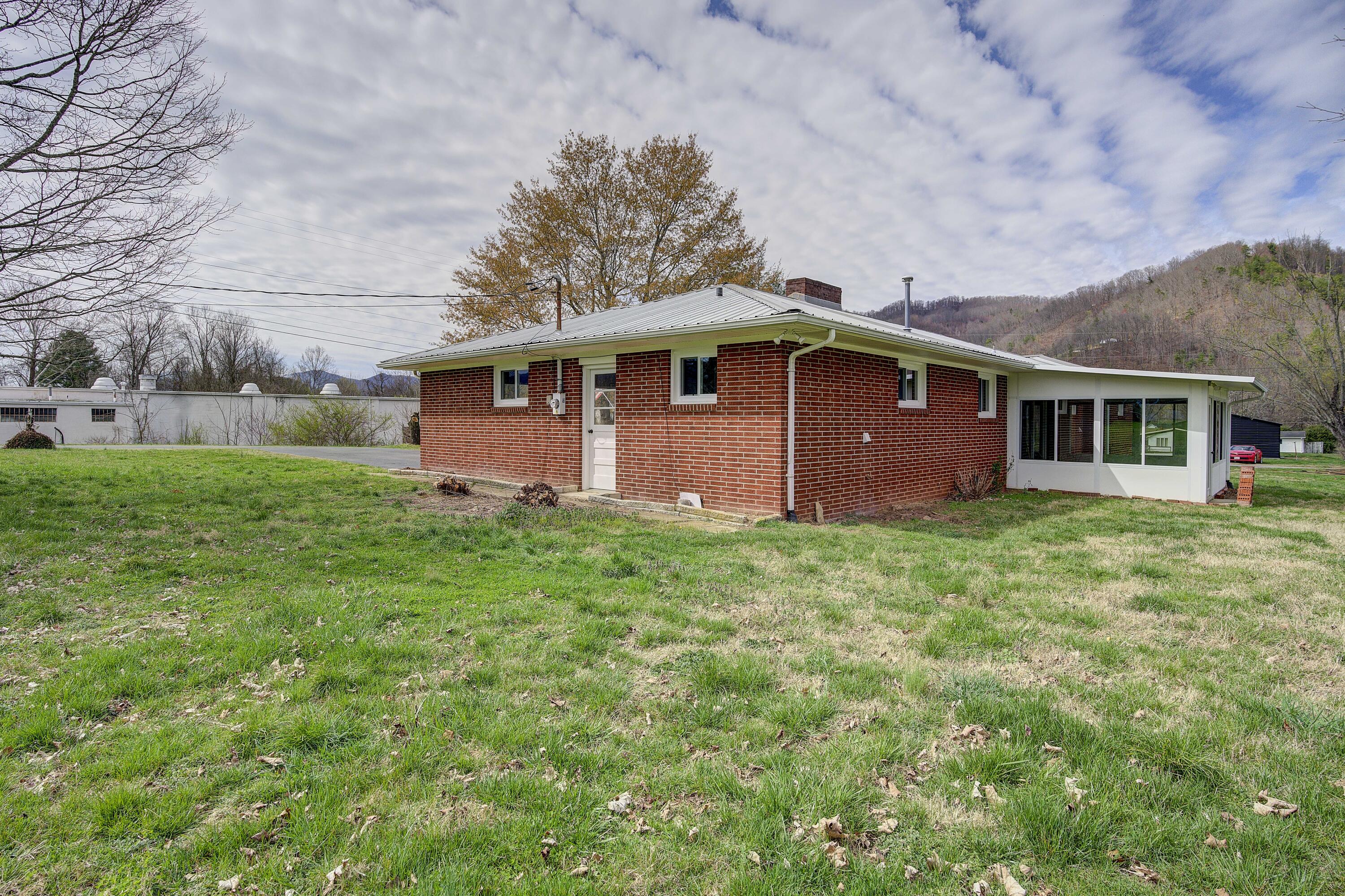 112 Casey Jones Road Erwin, TN 37650 - Photo 46 of 47 Casey-21-3