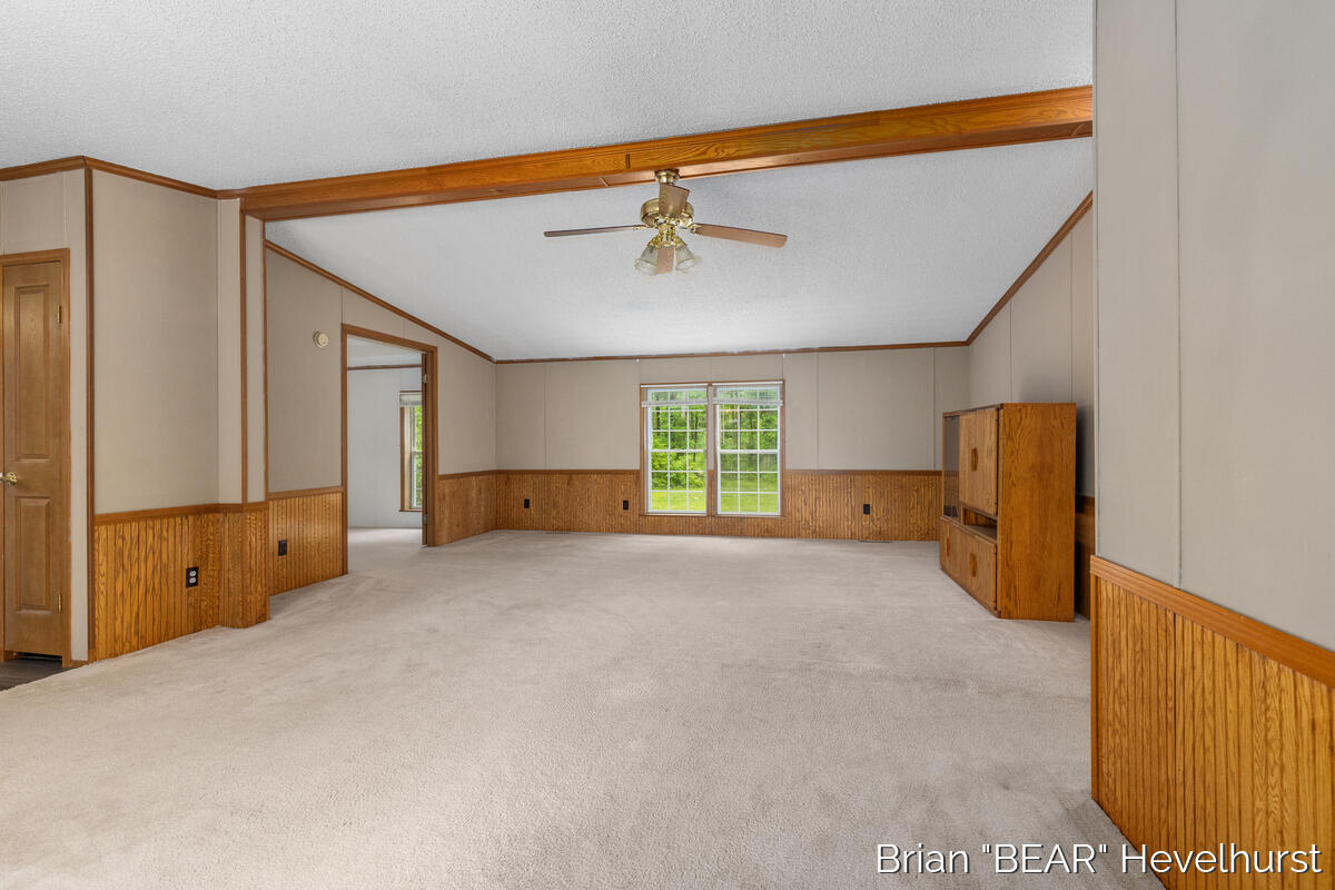 3511 Engle Road Middleville, MI 49333 - Photo 17 of 39 3511-Engle_006
