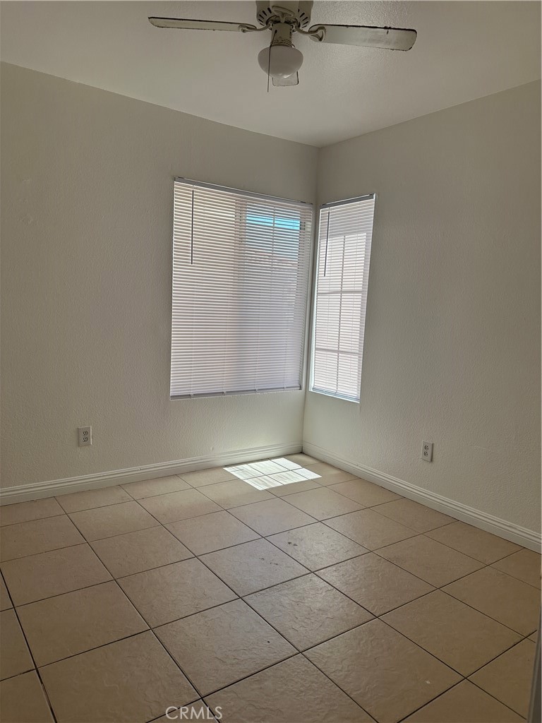 13406 Fox Run Road Victorville, CA 92392 - Photo 6 of 11