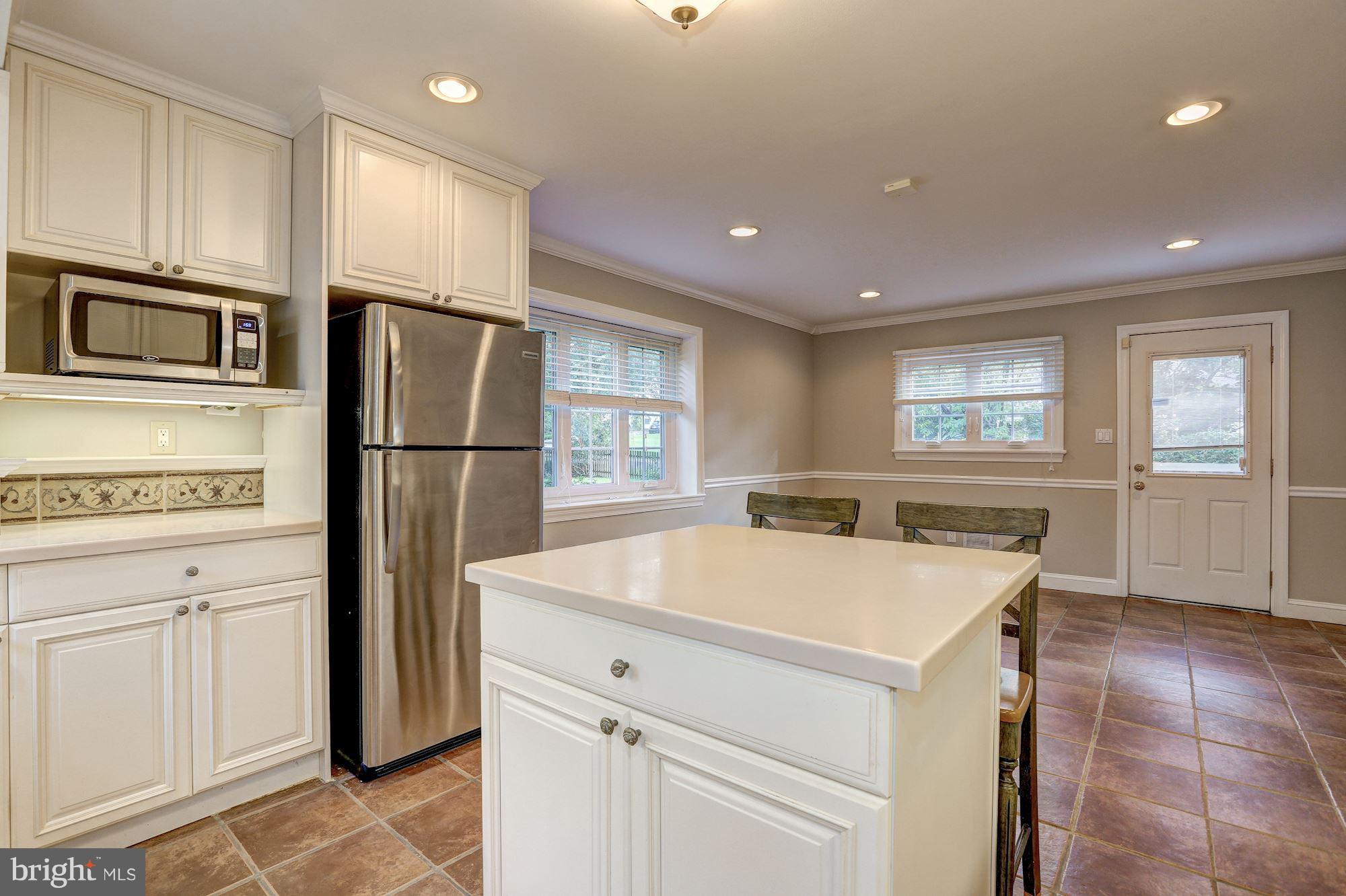 211 Whitestone Road Silver Spring, MD 20901 - Photo 11 of 30 Kitchen