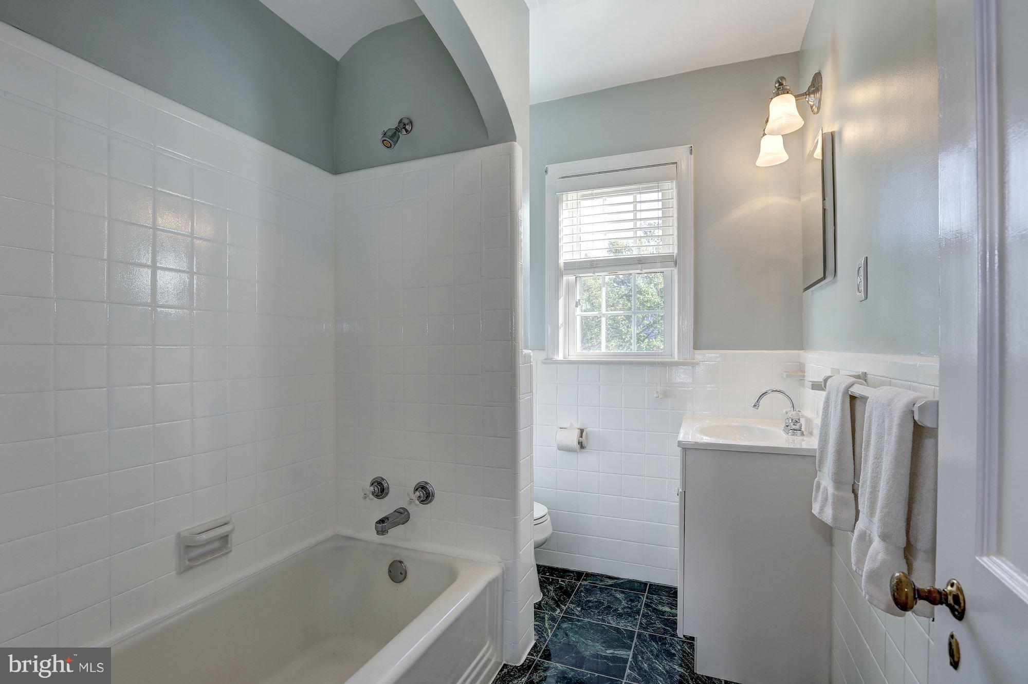 211 Whitestone Road Silver Spring, MD 20901 - Photo 21 of 30 Bath