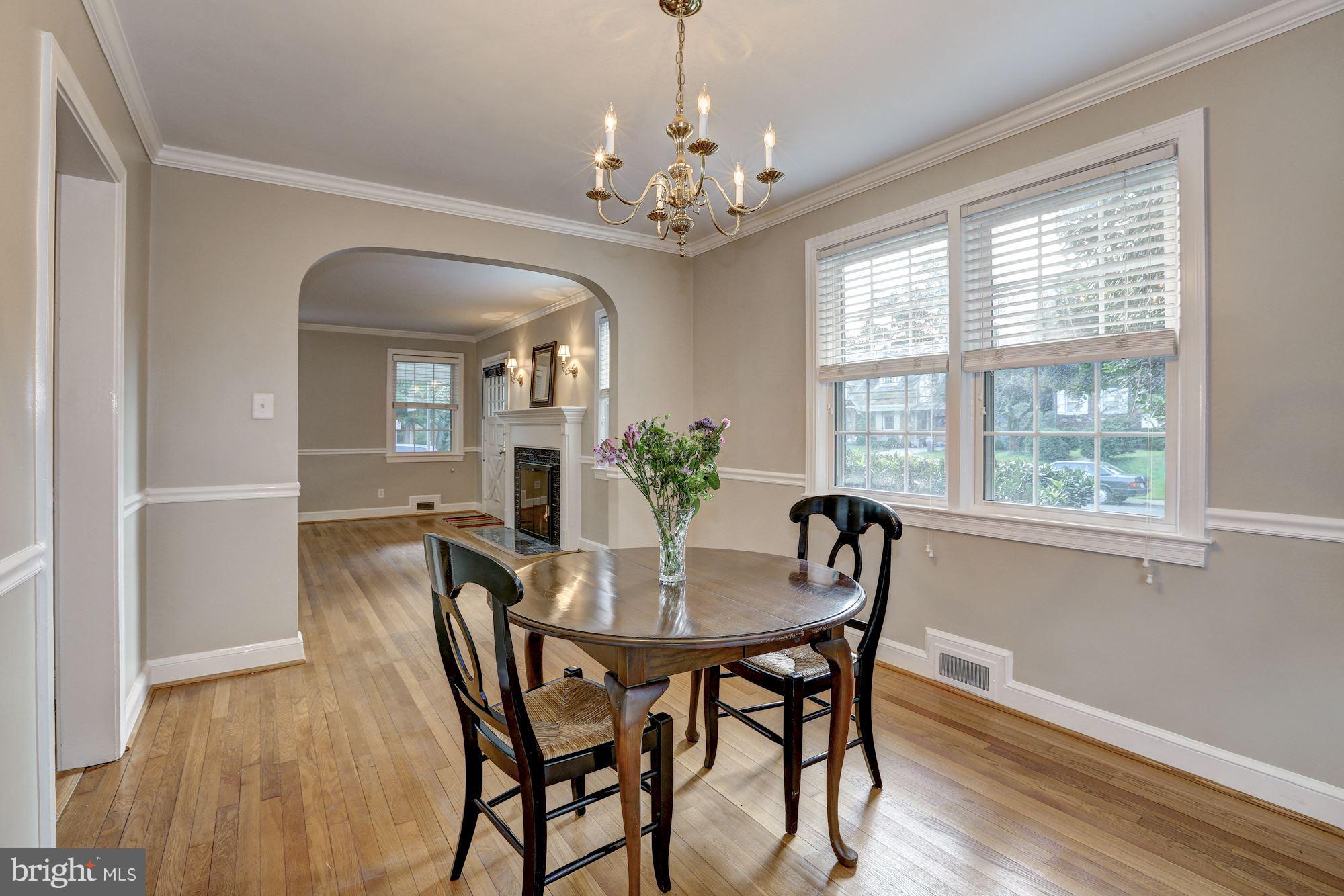 211 Whitestone Road Silver Spring, MD 20901 - Photo 6 of 30 Dining Room