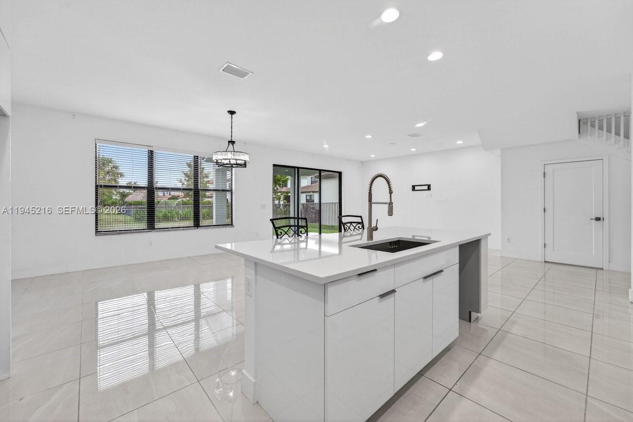 16575 Cove Road Westlake, FL 33470 - Photo 11 of 47