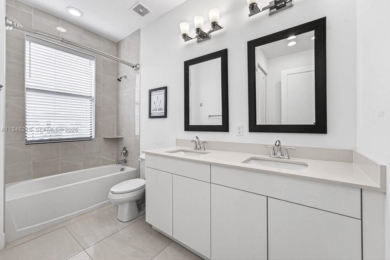 16575 Cove Road Westlake, FL 33470 - Photo 15 of 47