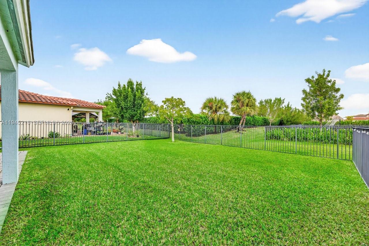 16575 Cove Road Westlake, FL 33470 - Photo 35 of 47