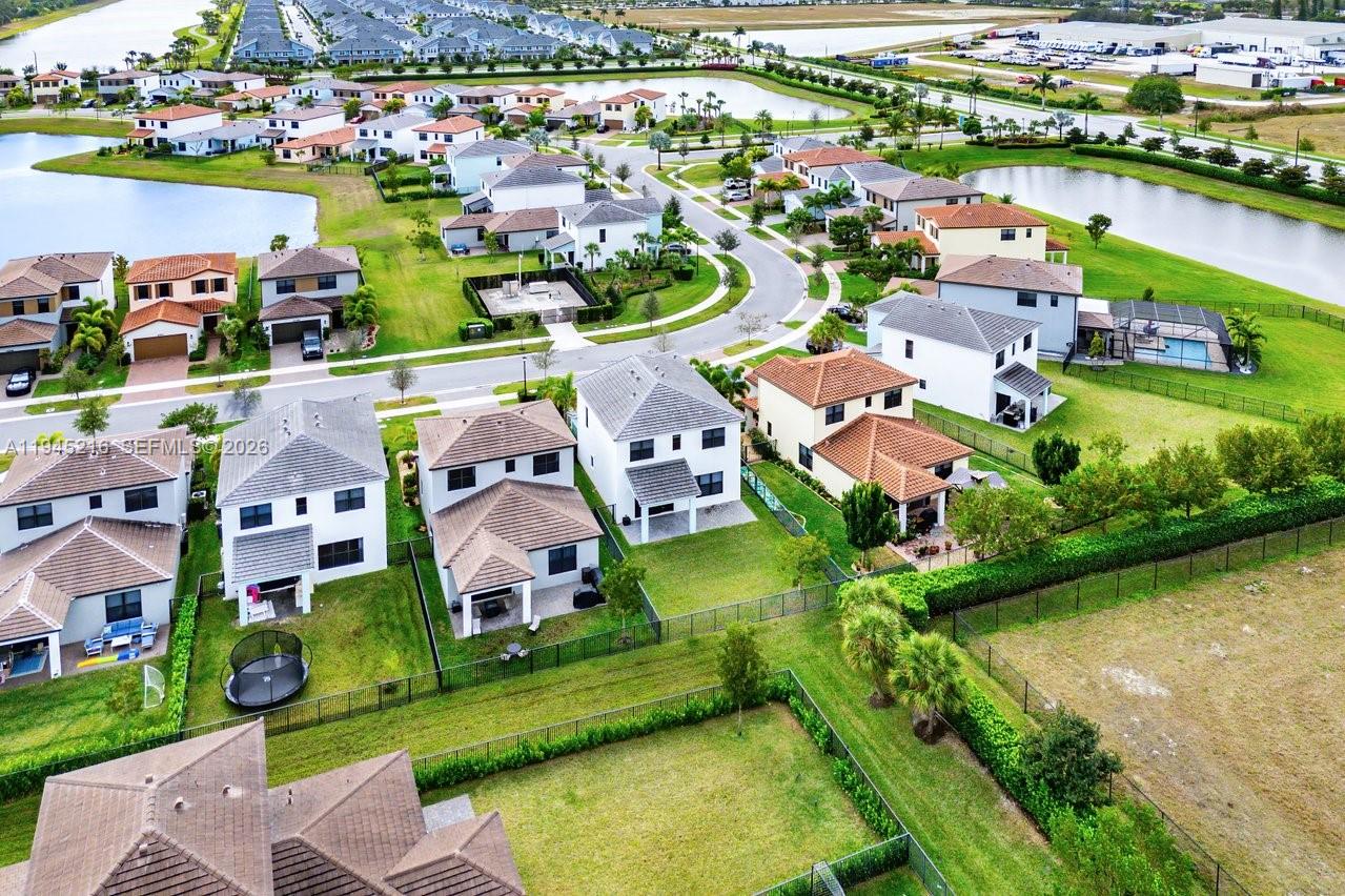 16575 Cove Road Westlake, FL 33470 - Photo 43 of 47