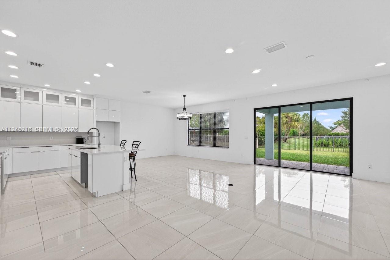 16575 Cove Road Westlake, FL 33470 - Photo 5 of 47