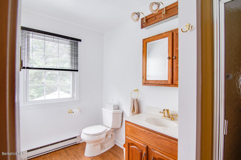 68 Winesap Road Pittsfield, MA 01201 - Photo 19 of 26 Master Bath