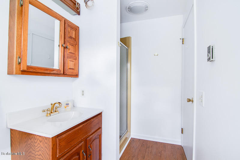 68 Winesap Road Pittsfield, MA 01201 - Photo 20 of 26 Master Bath