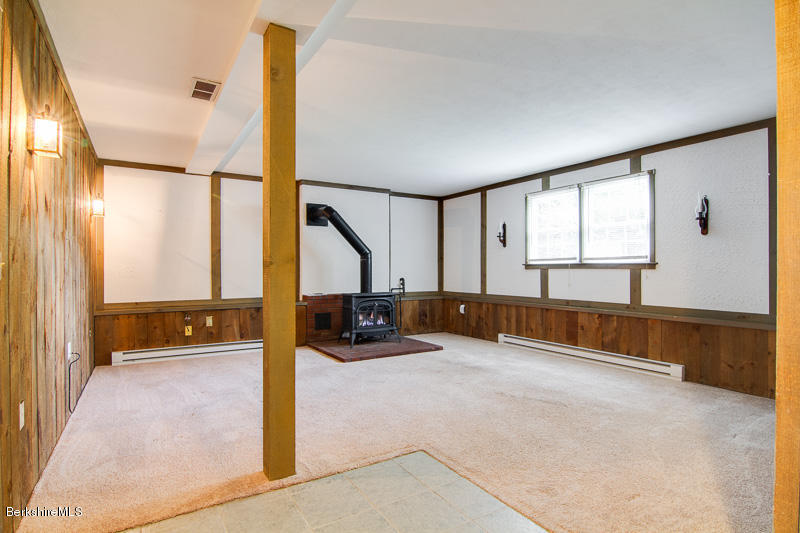 68 Winesap Road Pittsfield, MA 01201 - Photo 25 of 26 Great/Inlaw