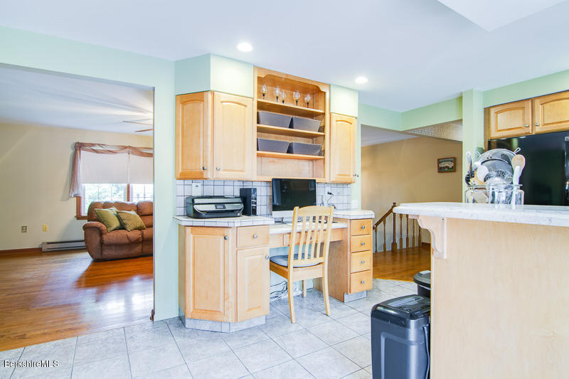 68 Winesap Road Pittsfield, MA 01201 - Photo 9 of 26 kitchen