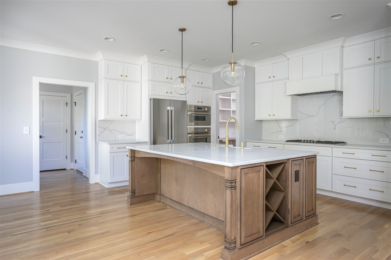 100 West Whitaker Mill Road Raleigh, NC 27608 - Photo 10 of 28 Photo 10