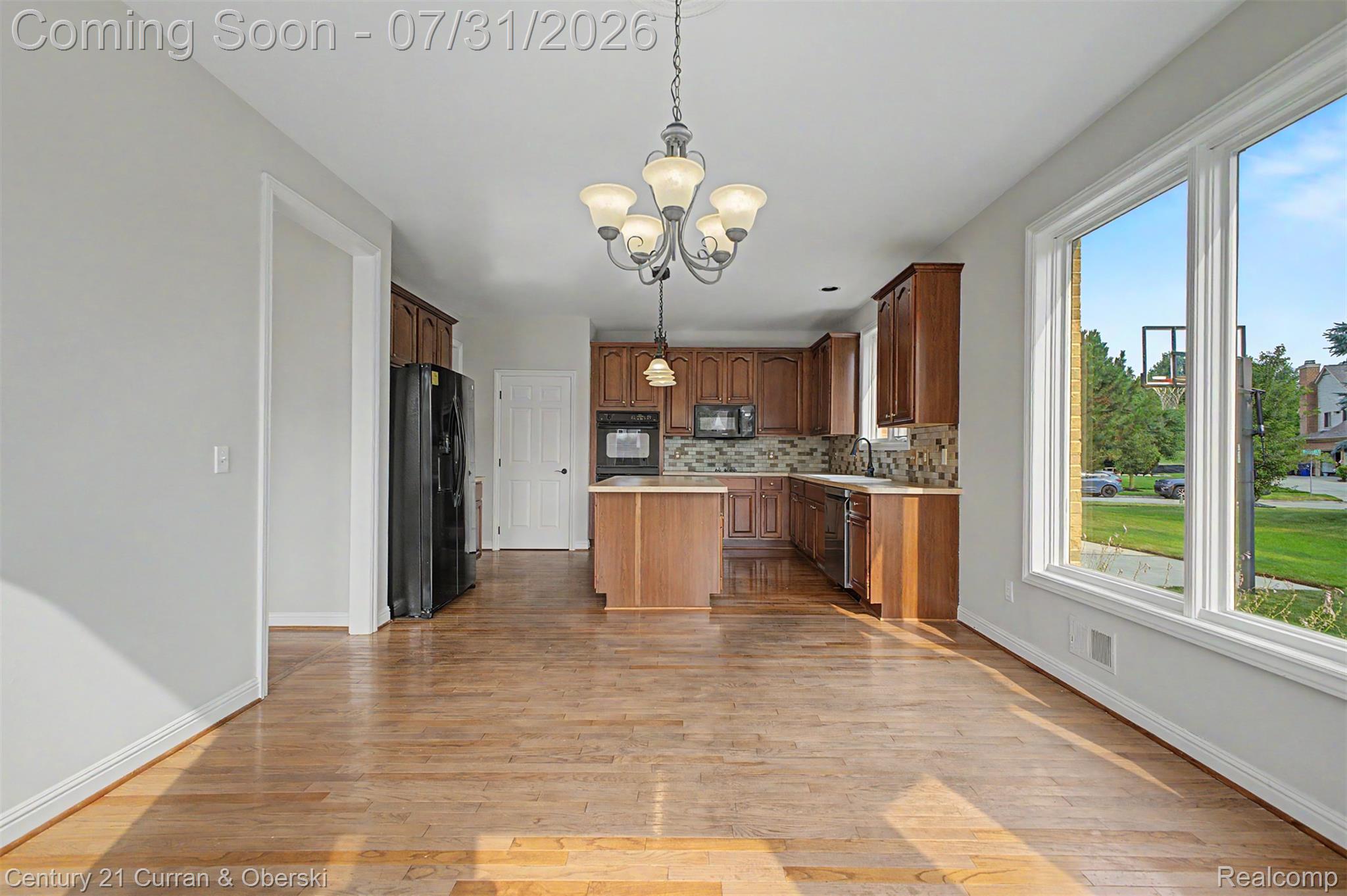 48541 Inveraray Road Canton, MI 48188 - Photo 22 of 66 22.jpg