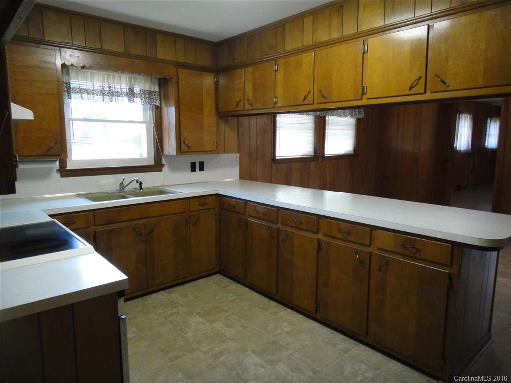 16124 Austin Road Locust, NC 28097 - Photo 7 of 22 Gallery Image 7