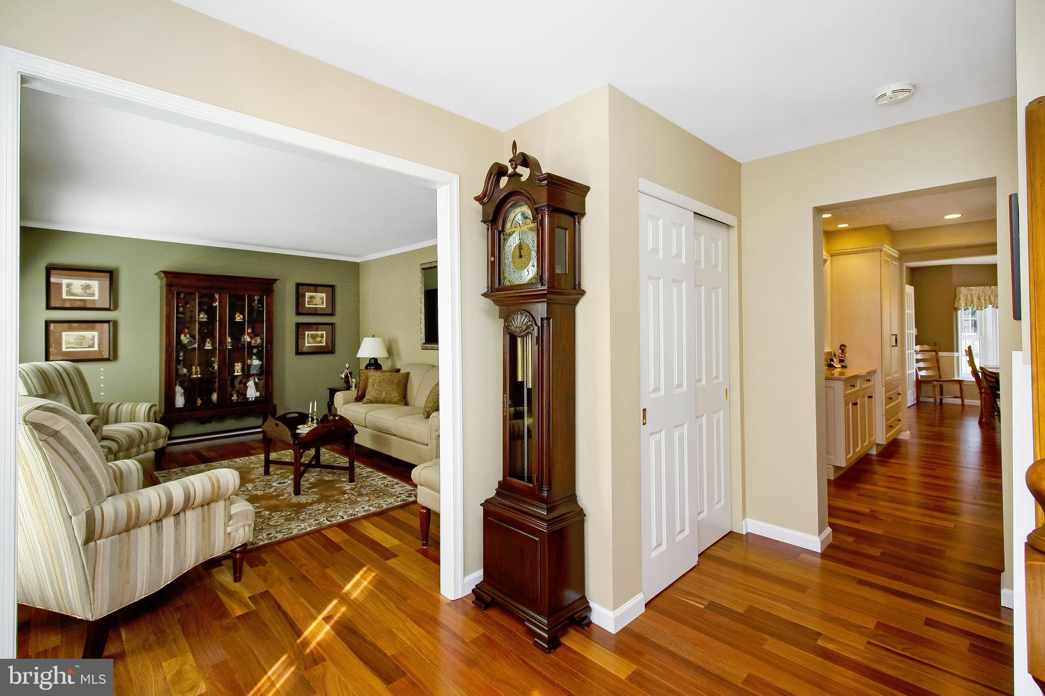 755 West Rolling Road Springfield, PA 19064 - Photo 3 of 43 Entrance Hall