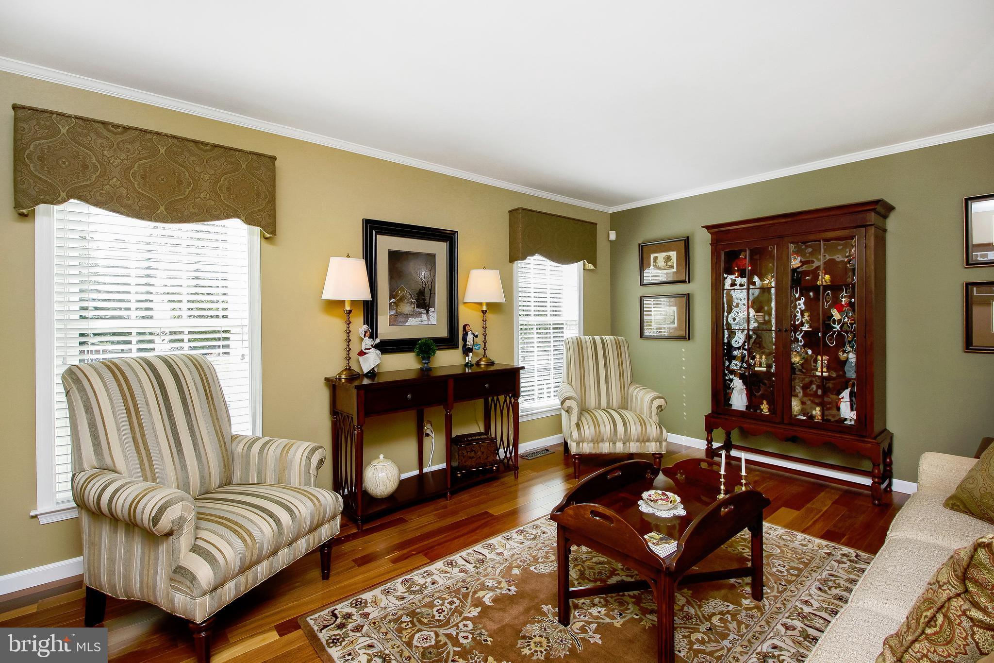 755 West Rolling Road Springfield, PA 19064 - Photo 5 of 43 Formal Living Room