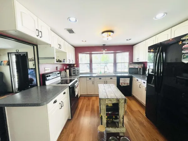 $249,800 | 4523 Southeast 30th Street, Okeechobee, FL 34974