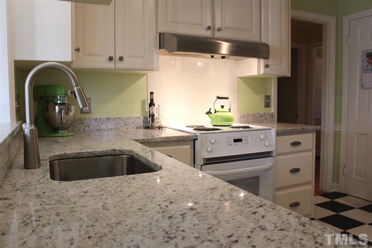 4101 Rowan Street Raleigh, NC 27609 - Photo 12 of 29