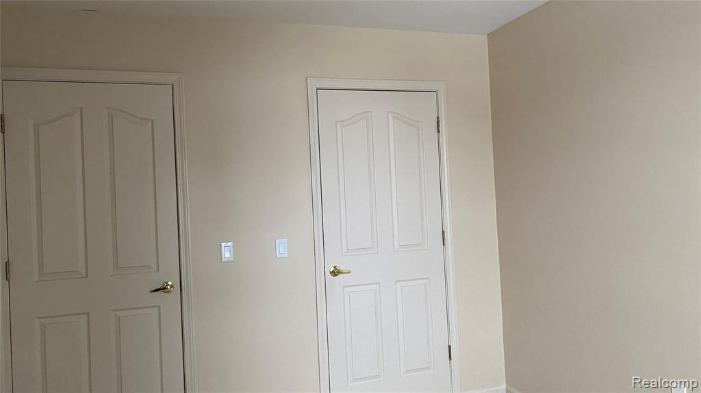 1436 Copper Circle Rochester, MI 48306 - Photo 18 of 21