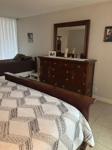 $2,180 | Undisclosed Address, Lauderhill, FL 33319