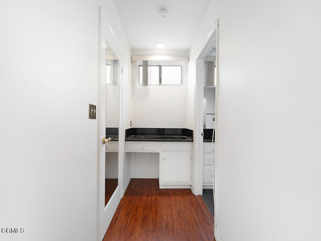 3243 Emerald Isle Drive Glendale, CA 91206 - Photo 23 of 40 3243 Emerald Isle Drive - HsHProd-30