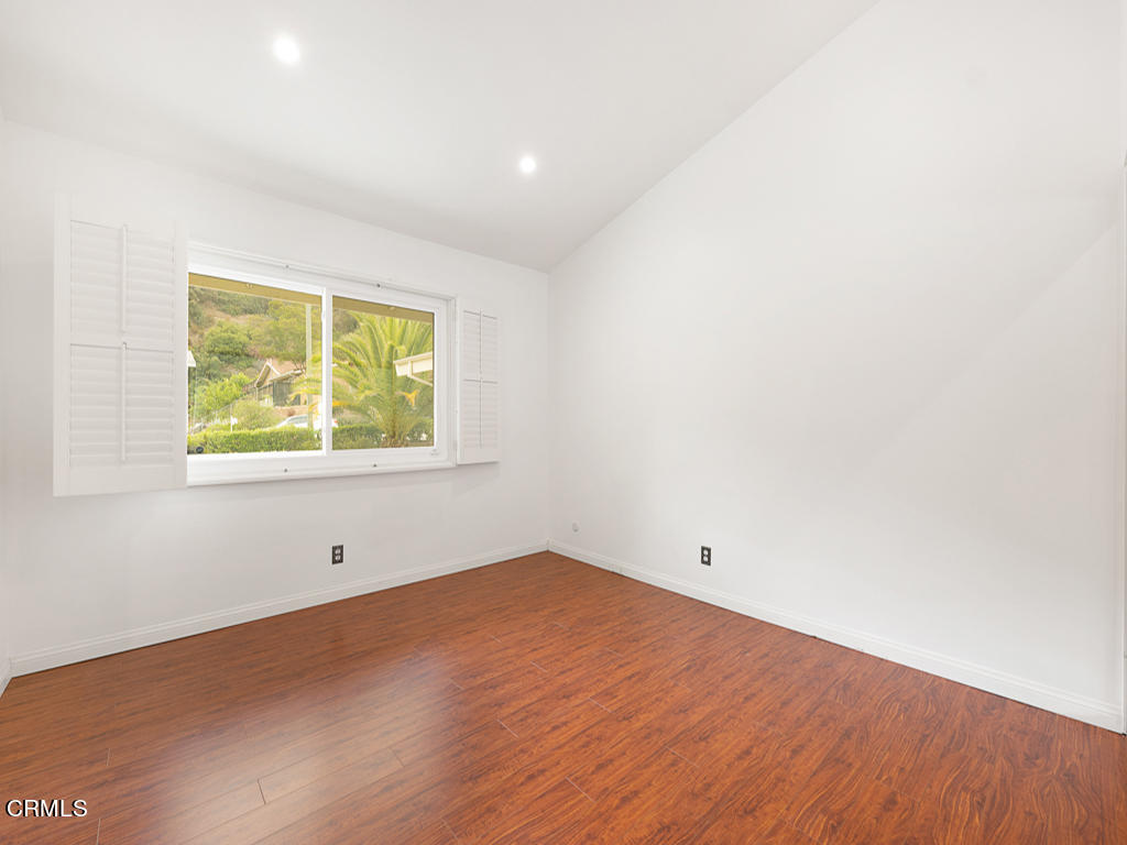 3243 Emerald Isle Drive Glendale, CA 91206 - Photo 27 of 40 3243 Emerald Isle Drive - HsHProd-27