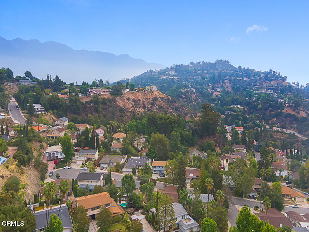 3243 Emerald Isle Drive Glendale, CA 91206 - Photo 40 of 40 3243 Emerald Isle Drive - HsHProd-12