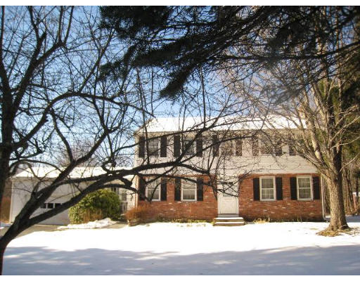 87 Concord Road Bedford, MA 01730 - Photo 1 of 14 Gallery Image 1