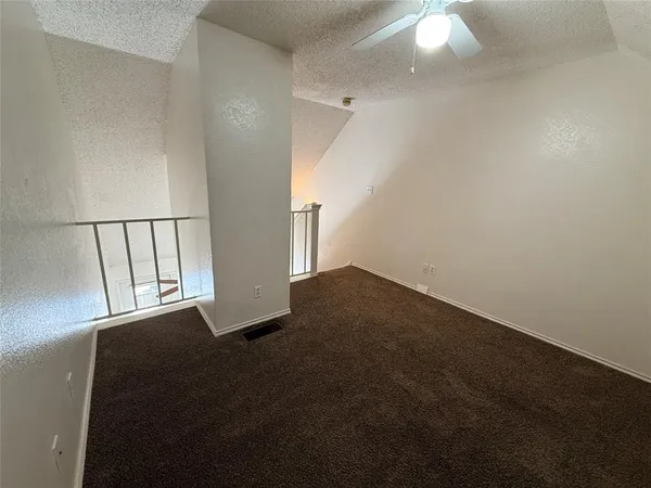 $1,500 | 2300 Bamboo Drive, Unit N208, Arlington, TX 76006