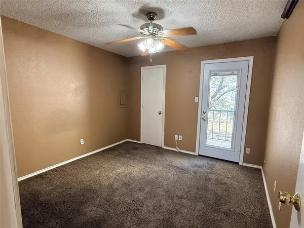 $1,500 | 2300 Bamboo Drive, Unit N208, Arlington, TX 76006