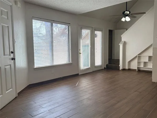 $1,500 | 2300 Bamboo Drive, Unit N208, Arlington, TX 76006